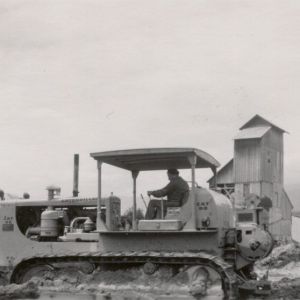 chargeuse_ancienne_4.jpg